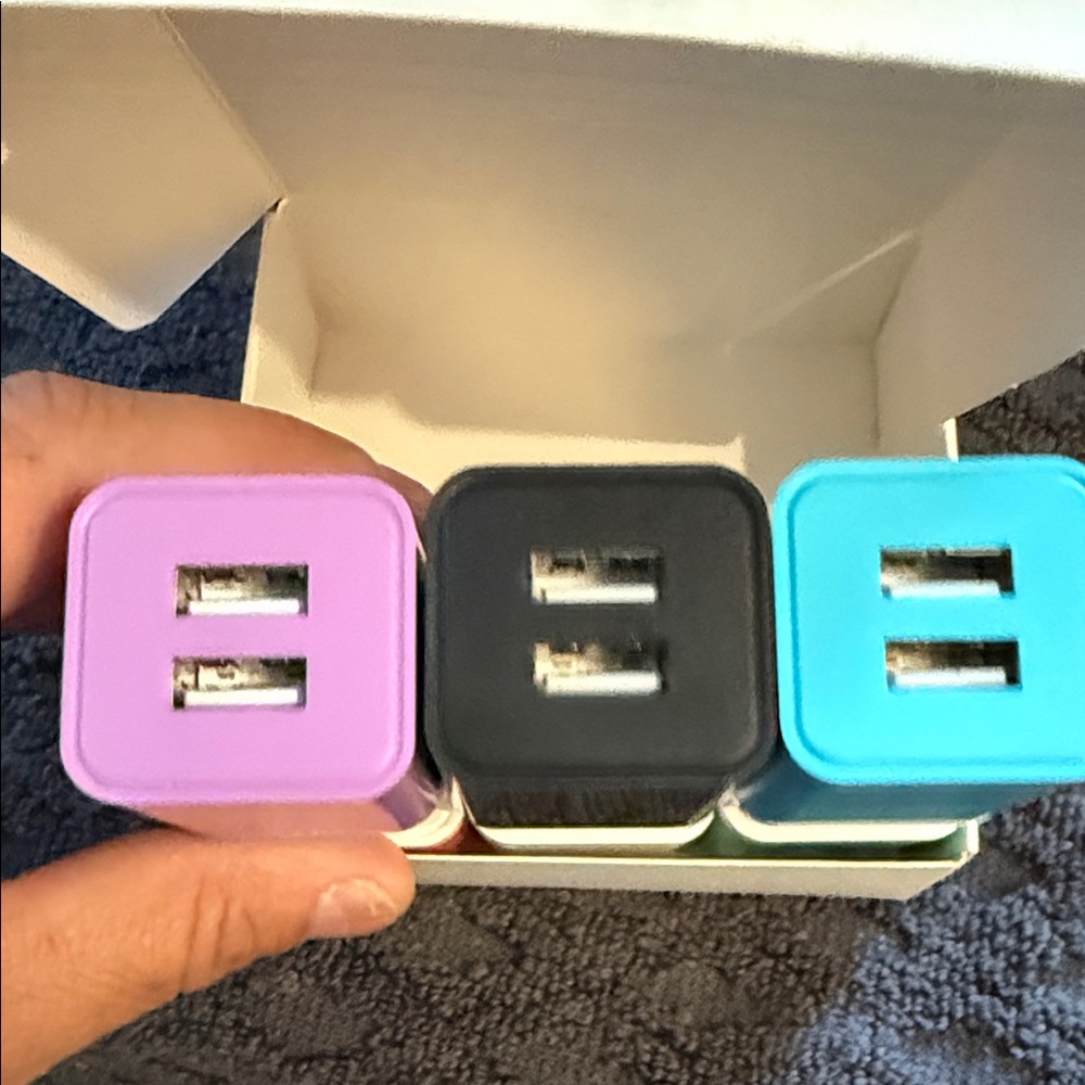 Multi-Color Portable Power Bank Set - Picture 4 of 6